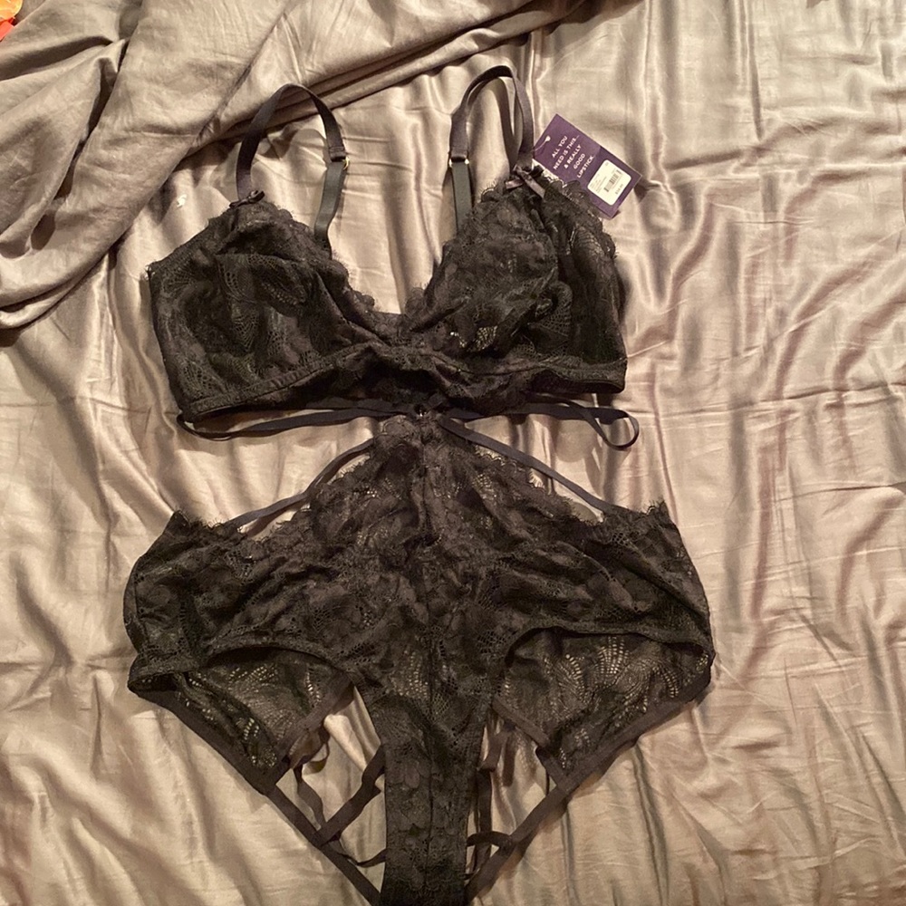 NWT Seriously Sexy Cacique Black Lace Body Suit 12